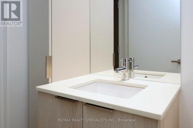 4604 - 448 BURNHAMTHORPE ROAD W Mississauga (City Centre) Ontario photo 8