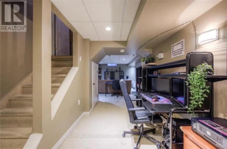 99 FOXBOROUGH DRIVE, Hamilton (Ancaster), Ontario, L9G4Z1