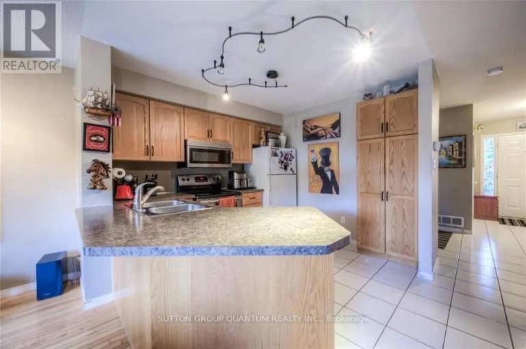 99 FOXBOROUGH DRIVE, Hamilton (Ancaster), Ontario, L9G4Z1