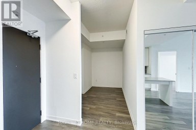 505 - 550 NORTH SERVICE ROAD Grimsby (Grimsby Beach) Ontario photo 4