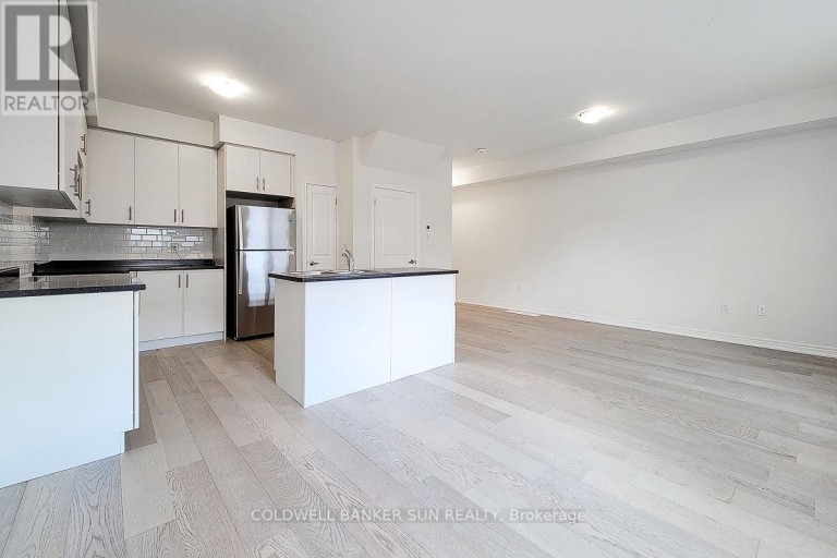 82 PINOT CRESCENT, Hamilton (Fruitland), Ontario, L8E0J9