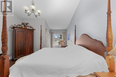 403 - 1 SHERWOOD STREET Kawartha Lakes (Bobcaygeon) Ontario photo 18