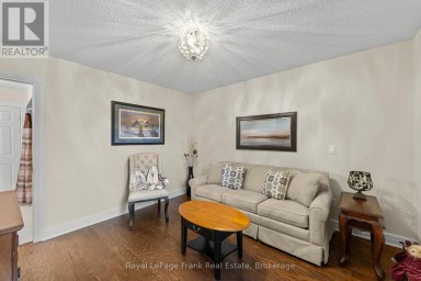 403 - 1 SHERWOOD STREET Kawartha Lakes (Bobcaygeon) Ontario photo 24