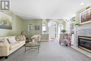 35 PENNY LANE Belleville (Belleville Ward) Ontario photo 14