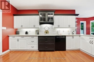 35 PENNY LANE Belleville (Belleville Ward) Ontario photo 21