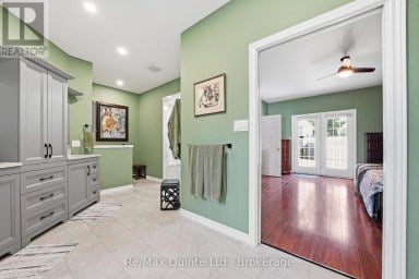 35 PENNY LANE Belleville (Belleville Ward) Ontario photo 29