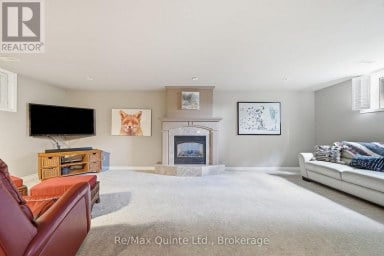 35 PENNY LANE Belleville (Belleville Ward) Ontario photo 38