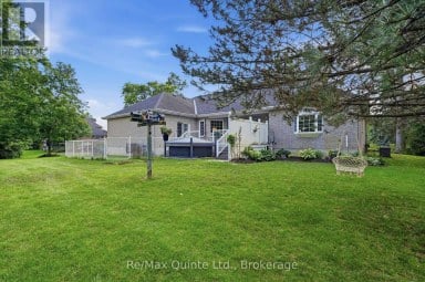 35 PENNY LANE Belleville (Belleville Ward) Ontario photo 44