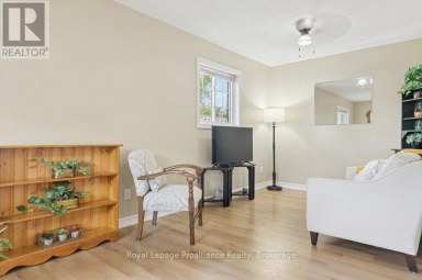 20 - 351 CANNIFTON ROAD N Belleville (Thurlow Ward) Ontario photo 11