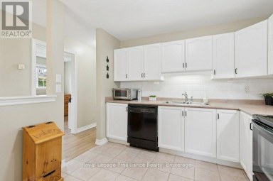 20 - 351 CANNIFTON ROAD N Belleville (Thurlow Ward) Ontario photo 18