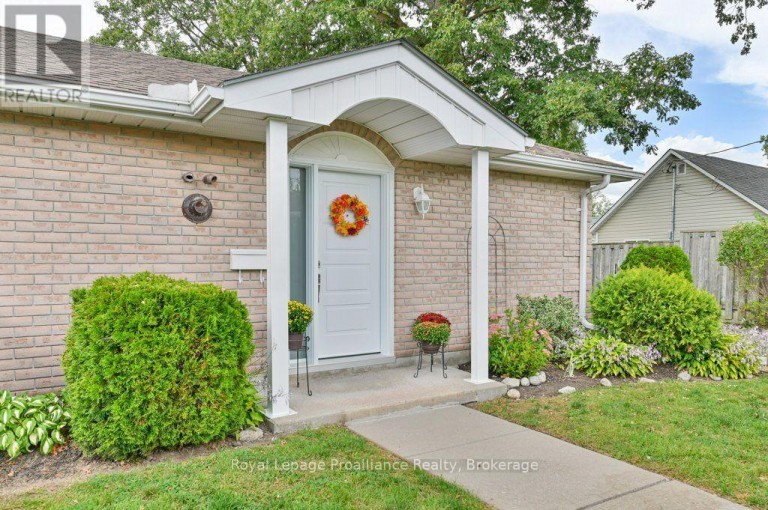 20 - 351 CANNIFTON ROAD N, Belleville (Thurlow Ward), Ontario, K8N4Z6