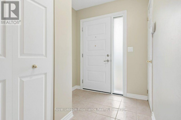 20 - 351 CANNIFTON ROAD N, Belleville (Thurlow Ward), Ontario, K8N4Z6