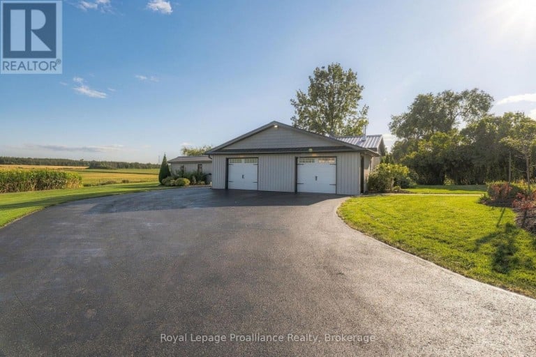 348 MASSASAUGA ROAD, Prince Edward County (Ameliasburg Ward), Ontario, K8N4Z7