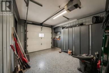348 MASSASAUGA ROAD Prince Edward County (Ameliasburg Ward) Ontario photo 30