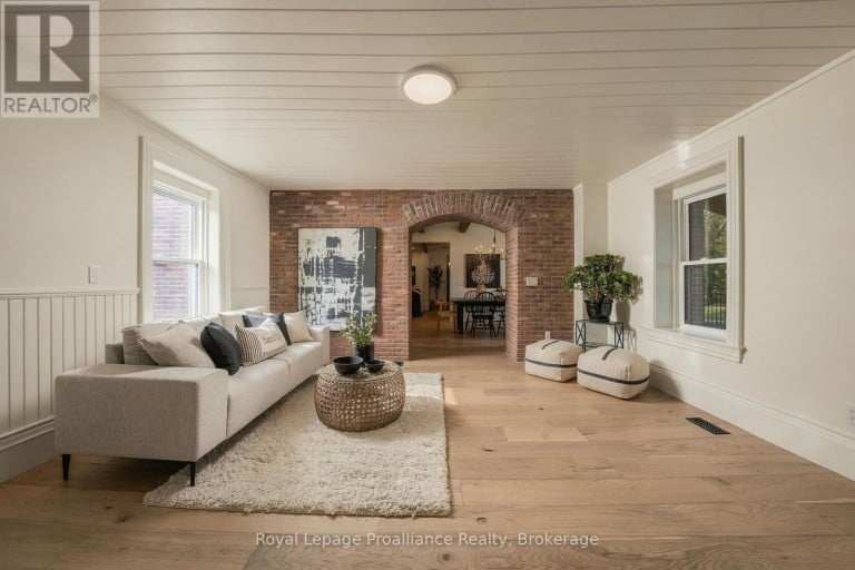 348 MASSASAUGA ROAD, Prince Edward County (Ameliasburg Ward), Ontario, K8N4Z7