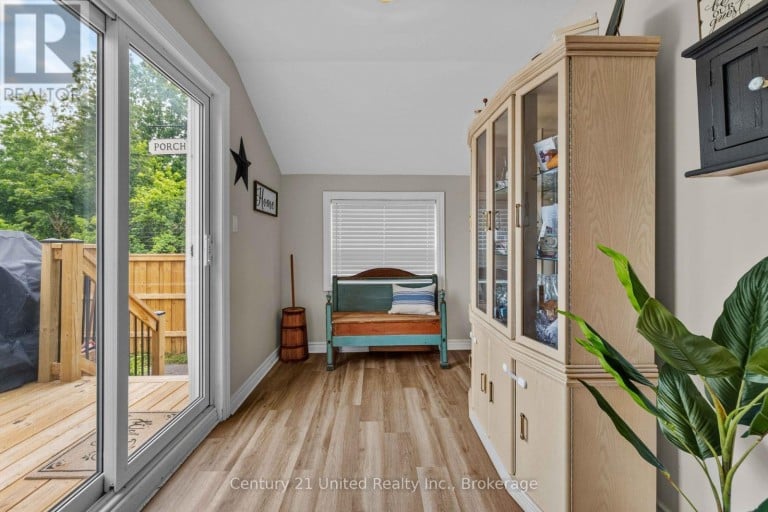 48 LEAHYS LANE, Peterborough (Ashburnham Ward 4), Ontario, K9H2H1