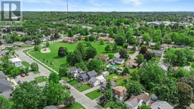 48 LEAHYS LANE Peterborough (Ashburnham Ward 4) Ontario photo 33