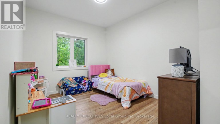 32 MOUNTAINVIEW ROAD, Nipissing, Ontario, P0H1Z0