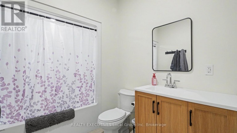 32 MOUNTAINVIEW ROAD, Nipissing, Ontario, P0H1Z0