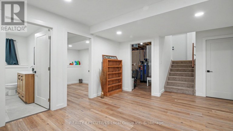 32 MOUNTAINVIEW ROAD, Nipissing, Ontario, P0H1Z0