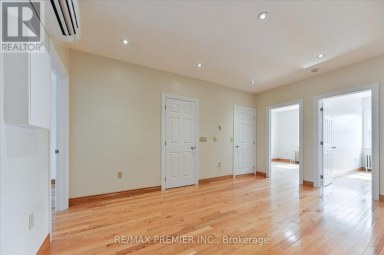 1575 BAYVIEW AVENUE Toronto (Leaside) Ontario photo 3