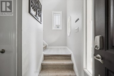 154 SHADOW WOOD COURT Waterloo Ontario photo 6