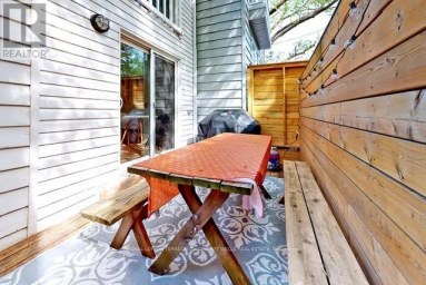 81 TIVERTON AVENUE Toronto (South Riverdale) Ontario photo 36