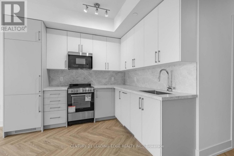 214 - 2075 KING ROAD, King (King City), Ontario, L7B0R6