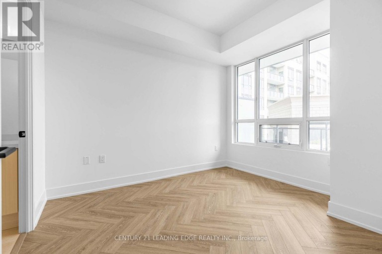 214 - 2075 KING ROAD, King (King City), Ontario, L7B0R6