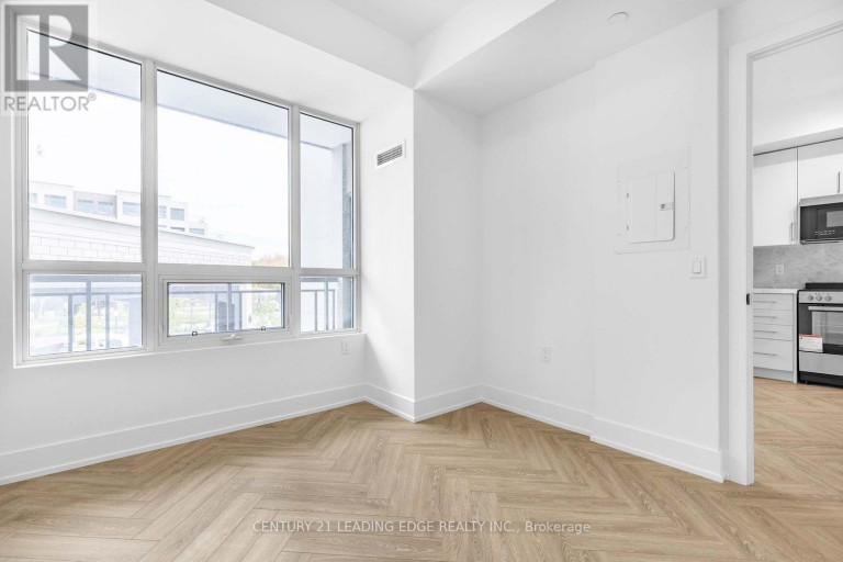 214 - 2075 KING ROAD, King (King City), Ontario, L7B0R6