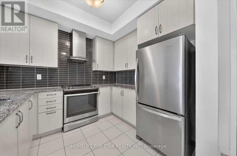 226 BENNETT STREET, Newmarket (Glenway Estates), Ontario, L3X0M1