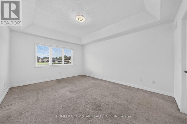 226 BENNETT STREET, Newmarket (Glenway Estates), Ontario, L3X0M1