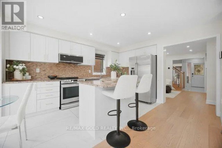 64 BIDDENS SQUARE, Brampton (Bram East), Ontario, L6P3P9