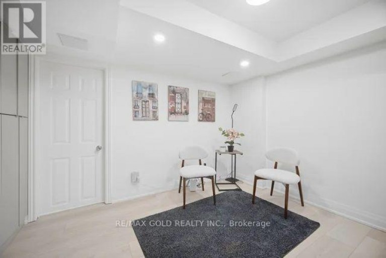 64 BIDDENS SQUARE, Brampton (Bram East), Ontario, L6P3P9