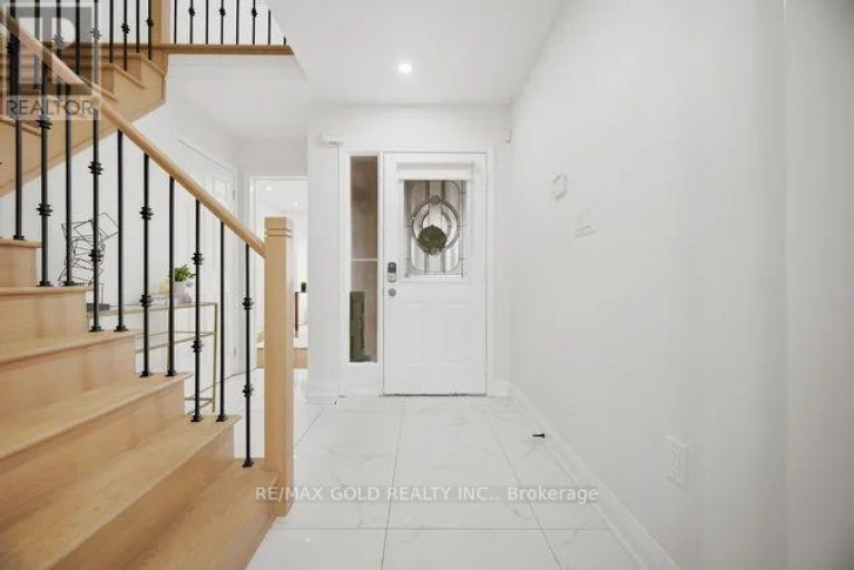 64 BIDDENS SQUARE, Brampton (Bram East), Ontario, L6P3P9