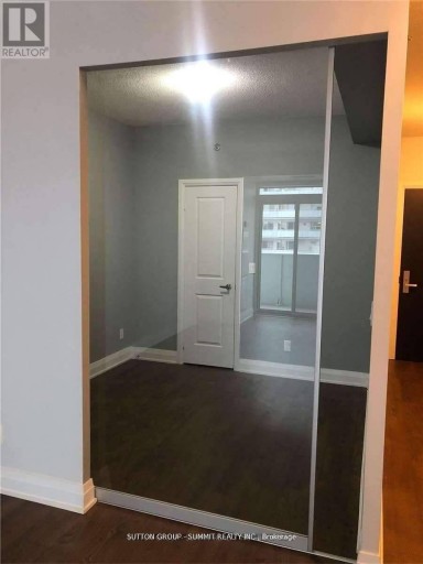 209 - 55 SPEERS ROAD, Oakville (CO Central), Ontario, L6K0H9