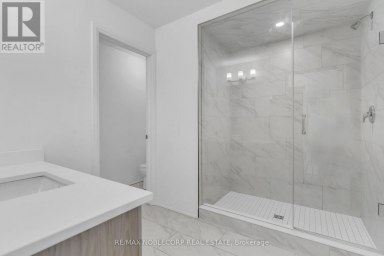 7396 MATTEO DRIVE Niagara Falls (Brown) Ontario photo 18