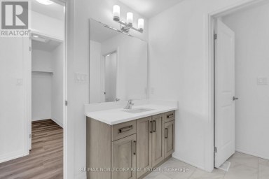 7396 MATTEO DRIVE Niagara Falls (Brown) Ontario photo 19