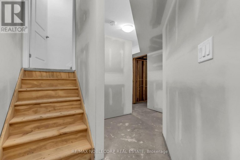 7396 MATTEO DRIVE, Niagara Falls (Brown), Ontario, L2H3T3