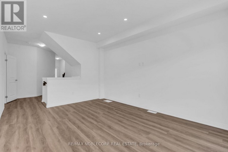 7396 MATTEO DRIVE, Niagara Falls (Brown), Ontario, L2H3T3
