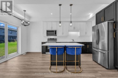 7396 MATTEO DRIVE Niagara Falls (Brown) Ontario photo 9