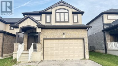 2320 CONSTANCE AVENUE London South (South U) Ontario photo 1