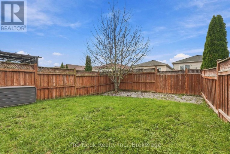 16 ANNISSON COURT, Clarington (Bowmanville), Ontario, L1C5L3