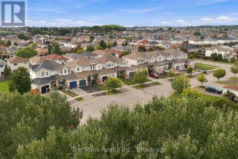 16 ANNISSON COURT, Clarington (Bowmanville), Ontario, L1C5L3