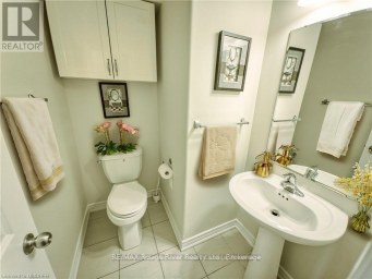 814 BROADWAY BOULEVARD Peterborough Ontario photo 15