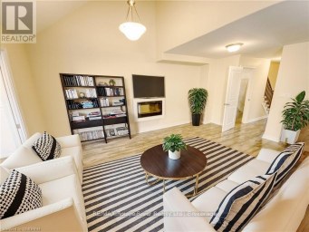 814 BROADWAY BOULEVARD Peterborough Ontario photo 5