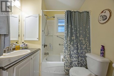 59 ELIZABETH STREET St. Thomas Ontario photo 18