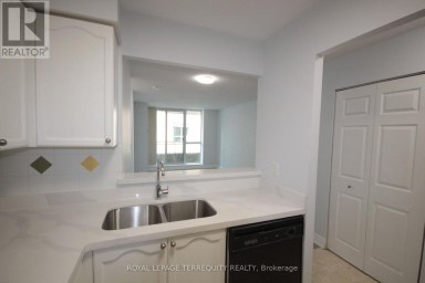 1016 - 39 PEMBERTON AVENUE Toronto (Newtonbrook East) Ontario photo 10