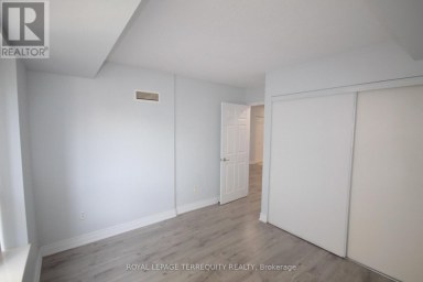 1016 - 39 PEMBERTON AVENUE Toronto (Newtonbrook East) Ontario photo 16