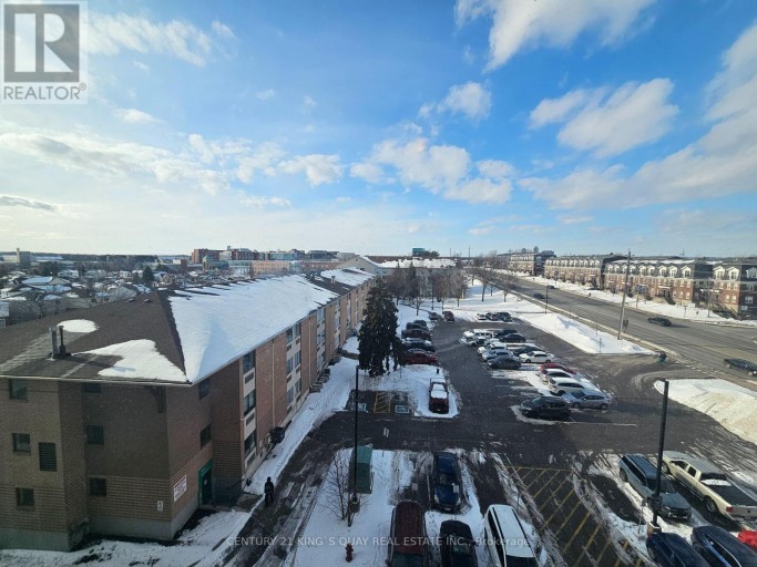 523 - 1900 SIMCOE STREET N, Oshawa (Samac), Ontario, L1G4Y3